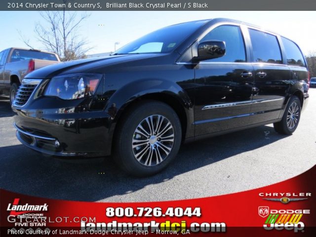 2014 Chrysler Town & Country S in Brilliant Black Crystal Pearl