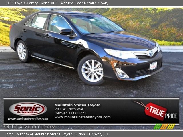 2014 Toyota Camry Hybrid XLE in Attitude Black Metallic