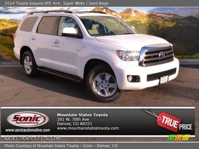 2014 Toyota Sequoia SR5 4x4 in Super White