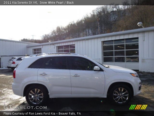 2011 Kia Sorento SX V6 in Snow White Pearl