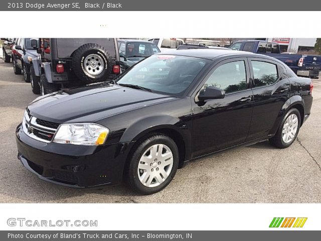 2013 Dodge Avenger SE in Black