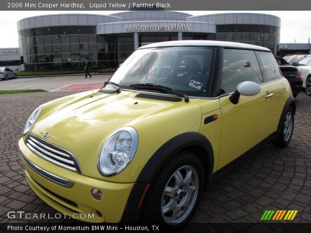 2006 Mini Cooper Hardtop in Liquid Yellow