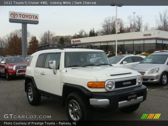 2012 Toyota FJ Cruiser 4WD in Iceberg White