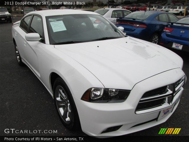 2013 Dodge Charger SXT in Bright White