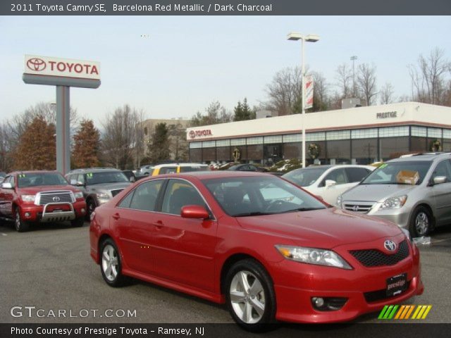 2011 Toyota Camry SE in Barcelona Red Metallic