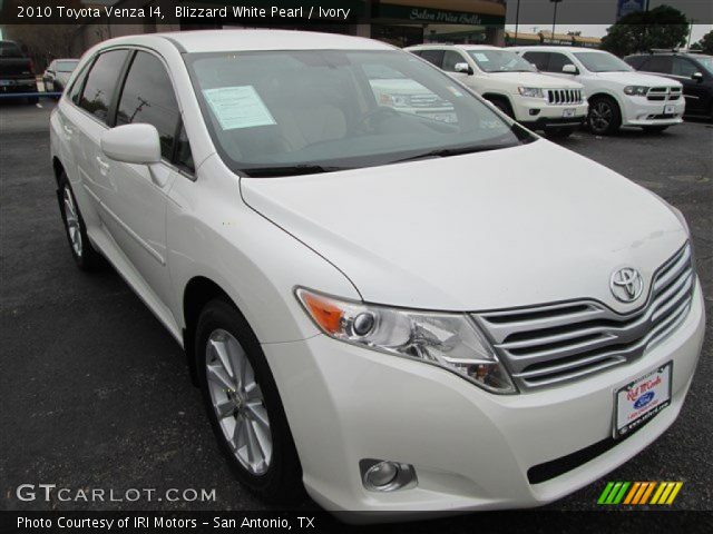 2010 Toyota Venza I4 in Blizzard White Pearl