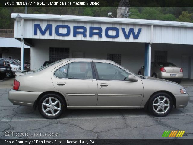 2000 Nissan Altima SE in Sandrift Beige Metallic