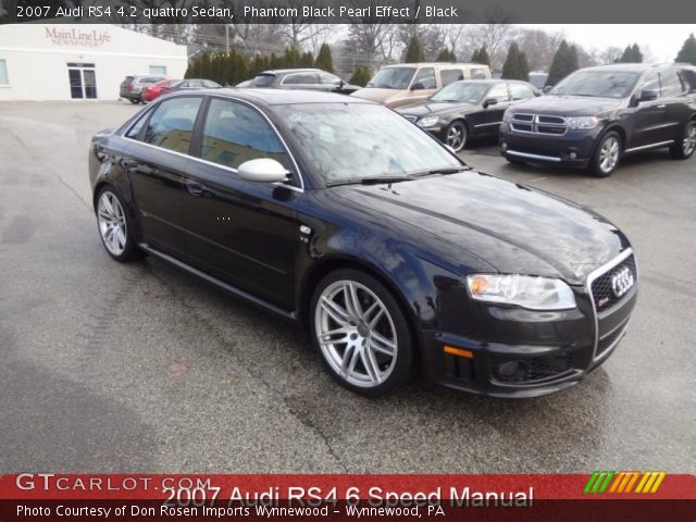 2007 Audi RS4 4.2 quattro Sedan in Phantom Black Pearl Effect