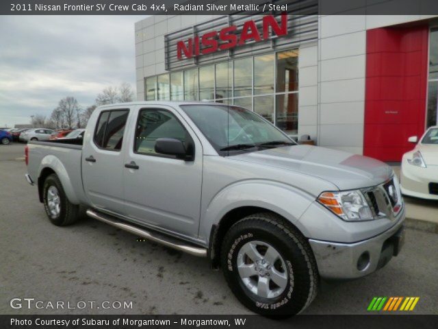 2011 Nissan Frontier SV Crew Cab 4x4 in Radiant Silver Metallic