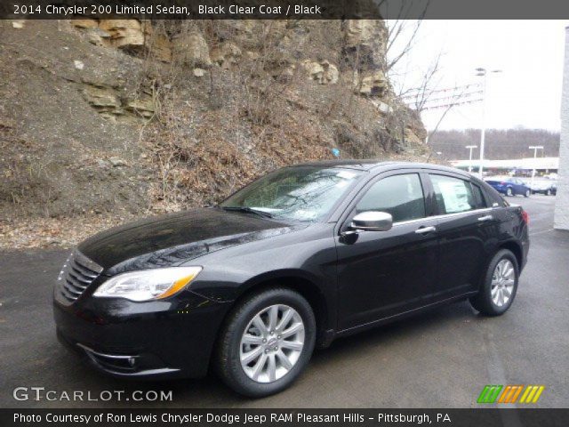 2014 Chrysler 200 Limited Sedan in Black Clear Coat