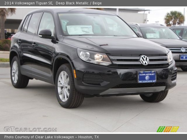 2014 Volkswagen Tiguan SE in Deep Black Metallic
