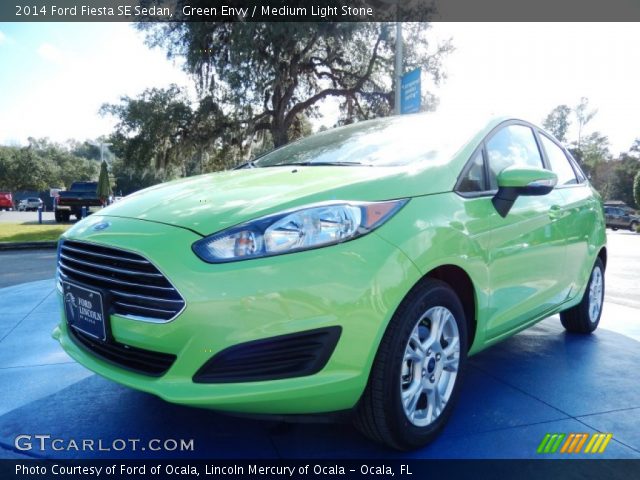 2014 Ford Fiesta SE Sedan in Green Envy