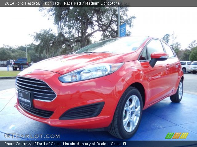 2014 Ford Fiesta SE Hatchback in Race Red