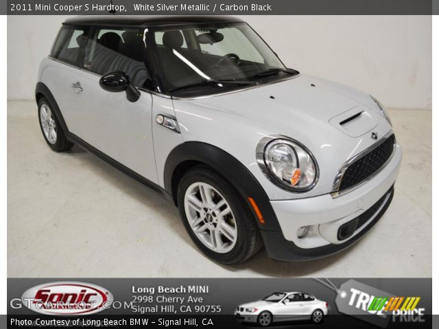 2011 Mini Cooper S Hardtop in White Silver Metallic