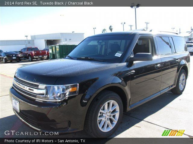 2014 Ford Flex SE in Tuxedo Black