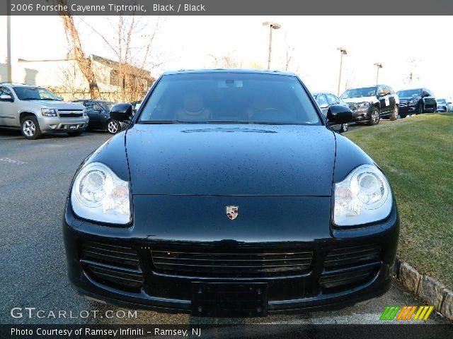 2006 Porsche Cayenne Tiptronic in Black