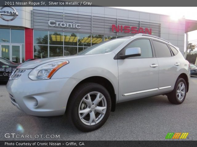 2011 Nissan Rogue SV in Silver Ice Metallic