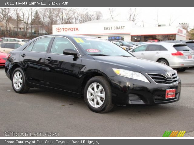 2011 Toyota Camry LE in Black