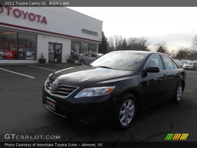 2011 Toyota Camry LE in Black