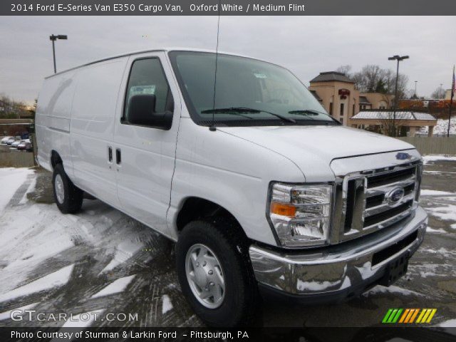 2014 Ford E-Series Van E350 Cargo Van in Oxford White