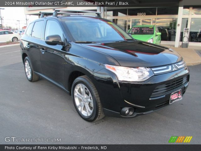 2014 Mitsubishi Outlander GT S-AWC in Labrador Black Pearl