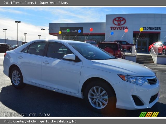 2014 Toyota Camry L in Super White