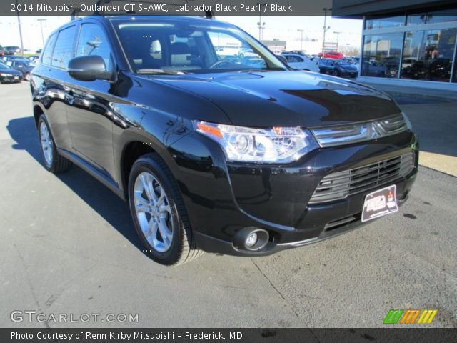 2014 Mitsubishi Outlander GT S-AWC in Labrador Black Pearl