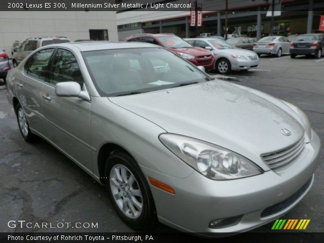 2002 Lexus ES 300 in Millennium Silver Metallic