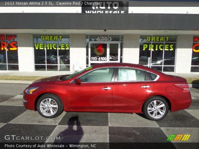 2013 Nissan Altima 2.5 SL in Cayenne Red