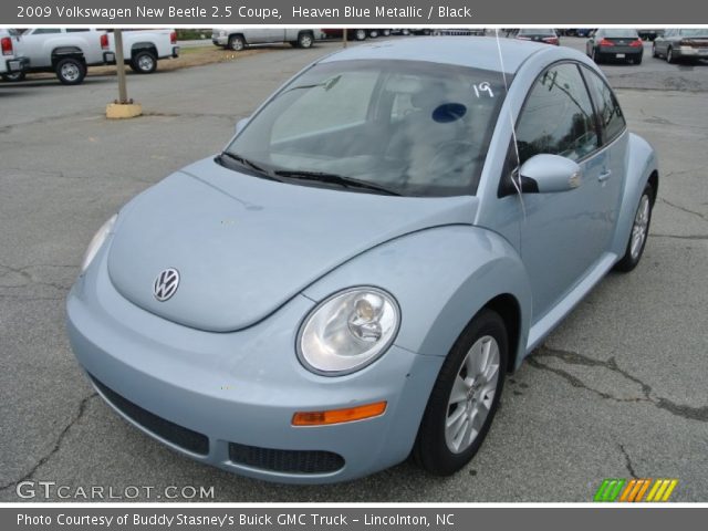 2009 Volkswagen New Beetle 2.5 Coupe in Heaven Blue Metallic