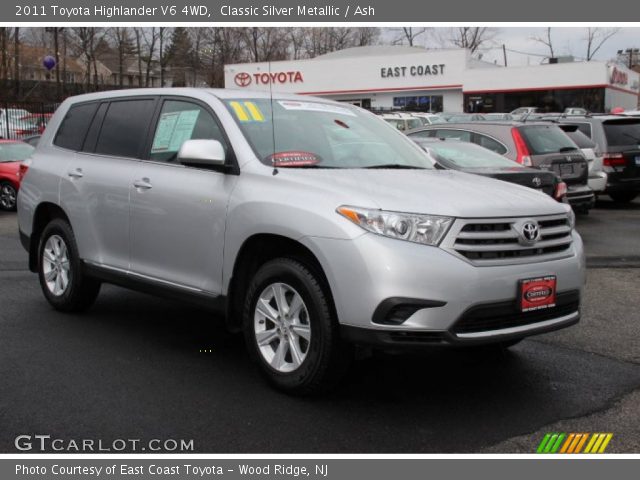 2011 Toyota Highlander V6 4WD in Classic Silver Metallic