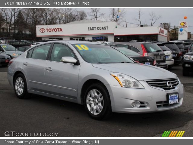 2010 Nissan Altima 2.5 S in Radiant Silver