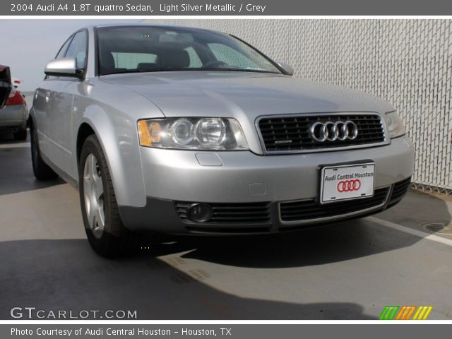 2004 Audi A4 1.8T quattro Sedan in Light Silver Metallic