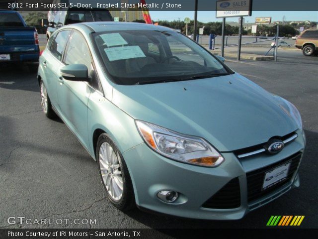 2012 Ford Focus SEL 5-Door in Frosted Glass Metallic