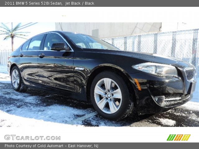 2011 BMW 5 Series 528i Sedan in Jet Black