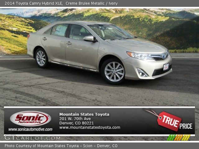 2014 Toyota Camry Hybrid XLE in Creme Brulee Metallic