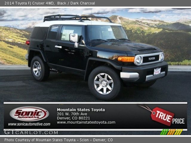 2014 Toyota FJ Cruiser 4WD in Black