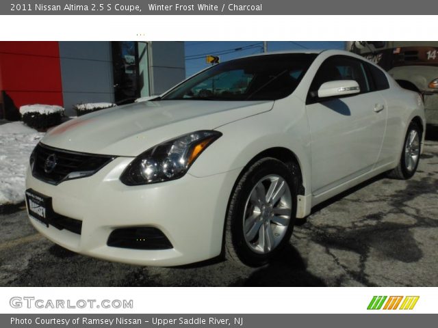 2011 Nissan Altima 2.5 S Coupe in Winter Frost White