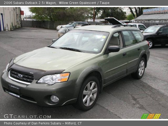 2006 Subaru Outback 2.5i Wagon in Willow Green Opalescent
