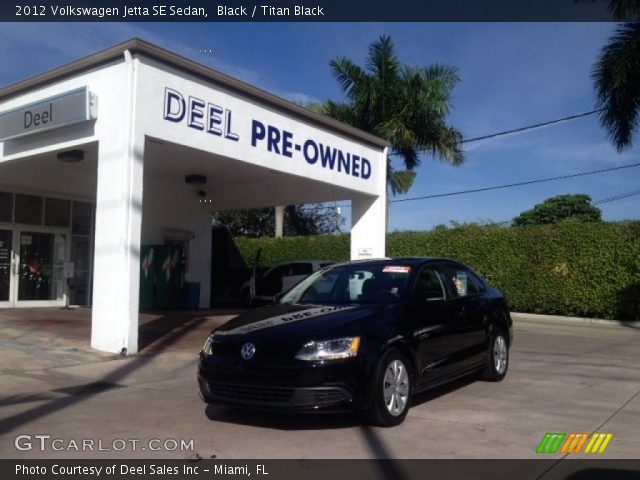 2012 Volkswagen Jetta SE Sedan in Black
