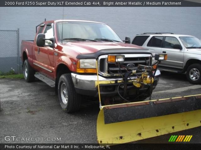 2000 Ford F250 Super Duty XLT Extended Cab 4x4 in Bright Amber Metallic
