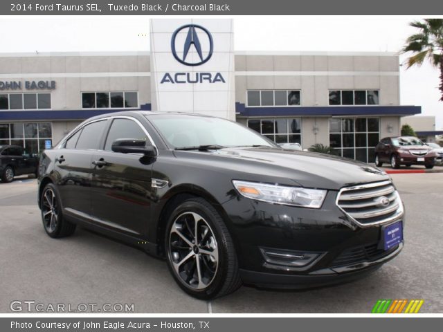 2014 Ford Taurus SEL in Tuxedo Black