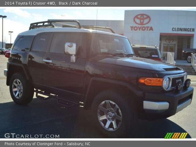2014 Toyota FJ Cruiser 4WD in Black