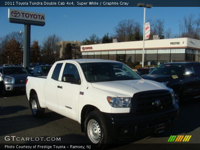 2011 Toyota Tundra Double Cab 4x4 in Super White