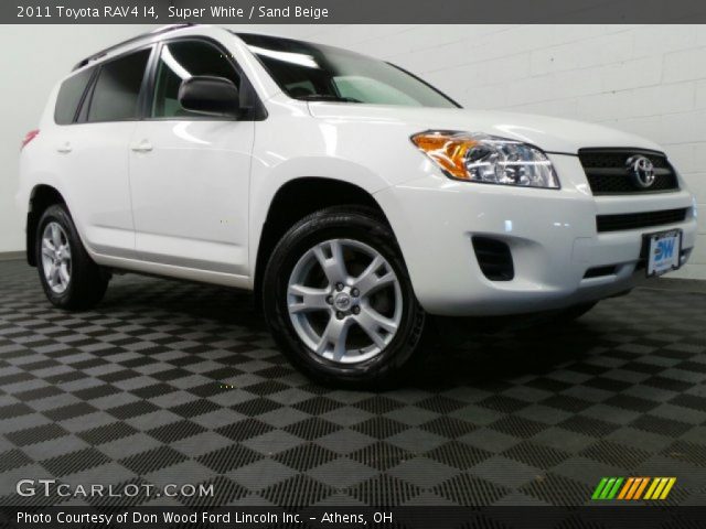 2011 Toyota RAV4 I4 in Super White