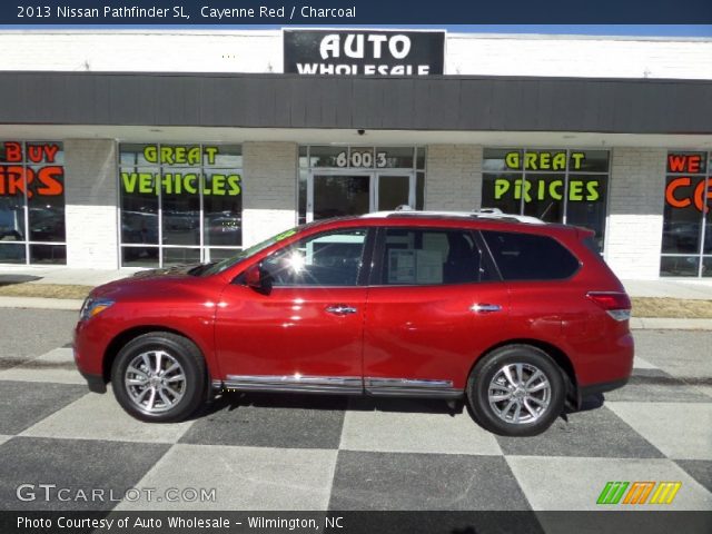 2013 Nissan Pathfinder SL in Cayenne Red