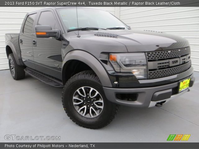 2013 Ford F150 SVT Raptor SuperCrew 4x4 in Tuxedo Black Metallic