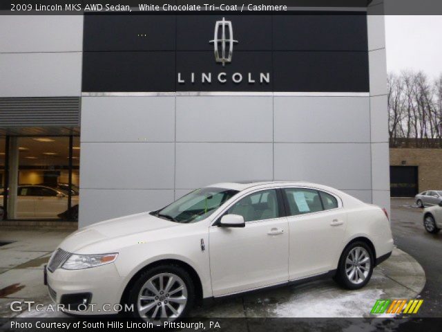 2009 Lincoln MKS AWD Sedan in White Chocolate Tri-Coat