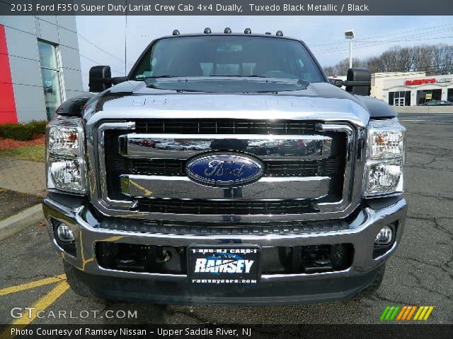 2013 Ford F350 Super Duty Lariat Crew Cab 4x4 Dually in Tuxedo Black Metallic