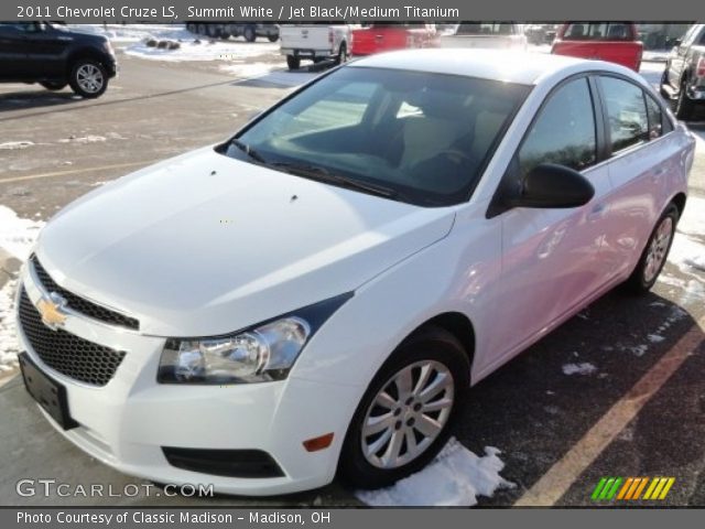 2011 Chevrolet Cruze LS in Summit White
